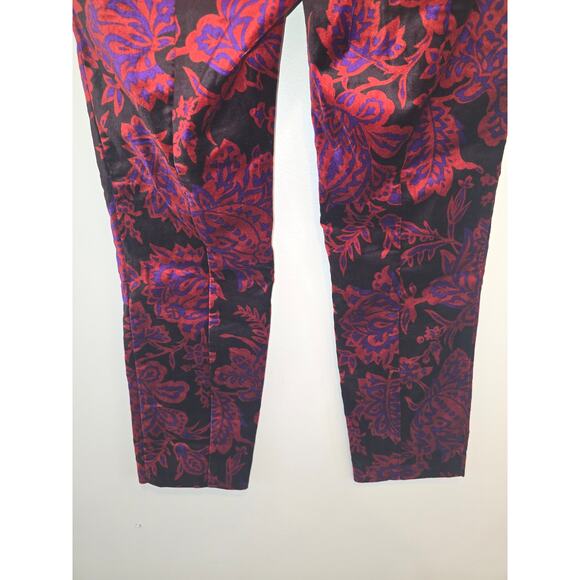 The Essential Slim by Anthropologie Festive Floral Velvet Pants size 6 - Picture 7 of 9